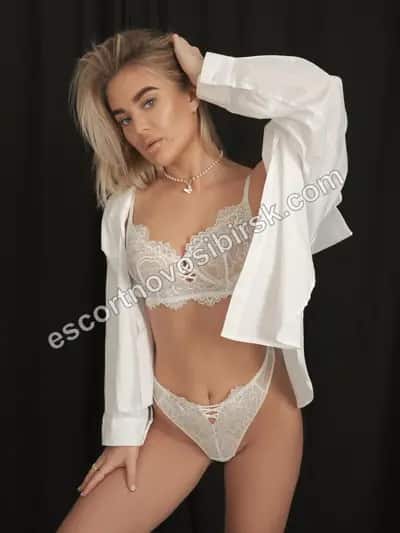 LANA💕
